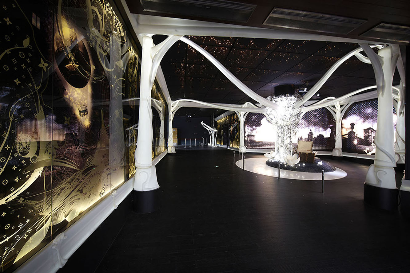 content-width-black-woman-3